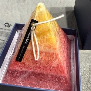 Elegant Grapefruit & Basil Pyramid Candle